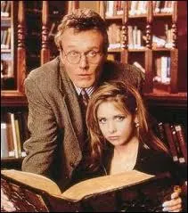 Qui Buffy a-t-elle eu comme observateur dans la saison 3 ?