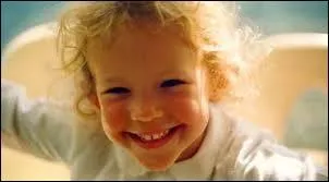 Et cette belle blonde ?