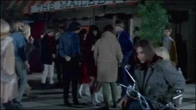 Dans quel film américain voit-on ce groupe (celui de la précédente question), aux côtés des Chocolate watchband ?