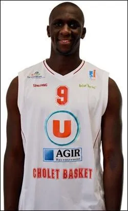 Qui est ce joueur de Cholet Basket ?