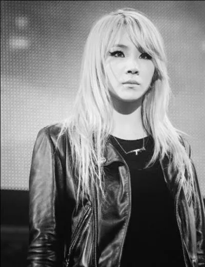 De quelle forme tait la bague que G-Dragon a offerte  CL ?