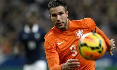 O joue Robin van Persie ?