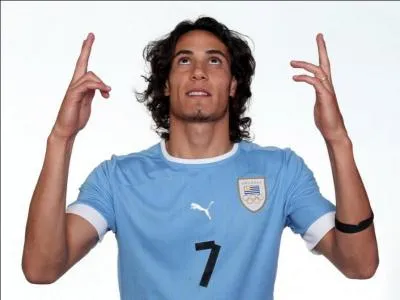 O joue Edinson Cavani ?