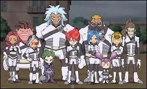 Enfin, contre quelle dernière équipe suprême joue l'équipe de Mark ?