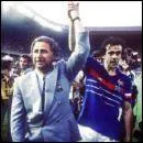 Qui est-avec Michel Platini?