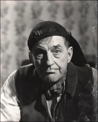 Quel est le prnom du pre de la jeune femme ?