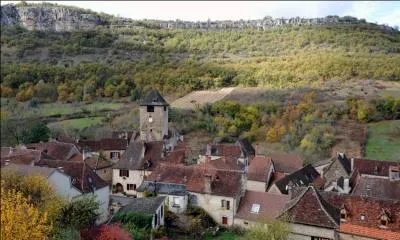 Agrable village du Lot, j'emprunte mon nom au torrent dvalant du causse de Gramat en cascades successives, je possde de pittoresques manoirs, je suis :