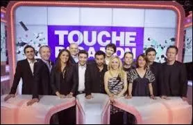 Qui n'est pas un des chroniqueurs ?