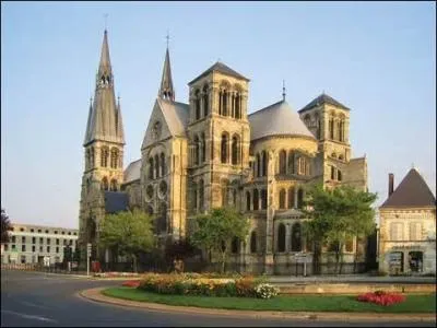 Quelle ville est le chef-lieu de mon département ?