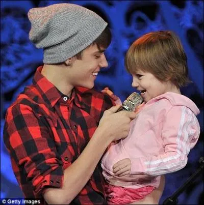 Avec qui a-t-il chant au festival de Coachella en 2014 ?