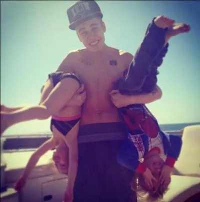 Quelle diffrence d'ge son frre et sa sur ont-ils ?