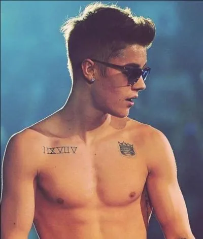 Avec quel chanteur chante-t-il la chanson  Hard 2 Face Reality  ?