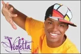 Comment s'appelle le brsilien qui aimait Violetta dans la saison 1 ?