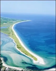 Laquelle de ces mers existe ?