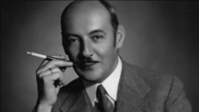 A vous de trouver le nom d'un possible  juste entre les justes  qui sauva beaucoup de Juifs en, par exemple, de son nom des ordres de libration.