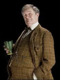 Pour finir avec Harry, comment Horace Slughorn l'appelle-t-il aprs avoir un peu trop bu ?