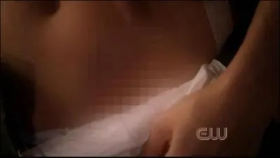 Quel mot/prnom se fait tatouer Silver ?