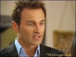 Dans quelle saison les surs tuent-elles Cole ?