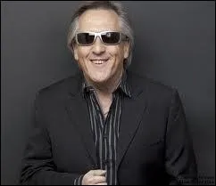 Comment s'appelle ce chanteur ?