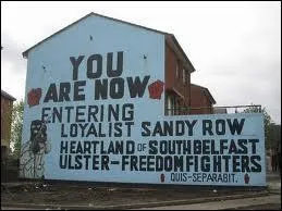 Je vous imagine dj en train d'opiner du  Boney , en voyant la photo, alors trouvez le titre de la chanson !