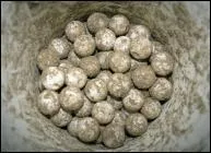 A qui appartiennent ces oeufs ?