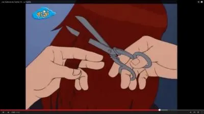 Mme Fichiny fait couper les cheveux de Sophie juste aprs la mort de son pre, et la bonne s'y oppose, pourquoi ?