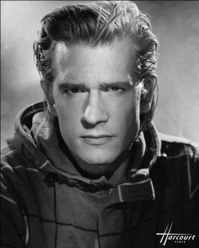 Le personnage de la photo, fils d'un clbre nouveau Russe, aurait t baptis post-mortem, lui aussi !