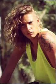 Eddy a f�t� son anniversaire pendant cette saison, quel �ge a-t-il eu ?