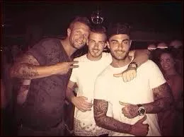 Il a particip� �  L'�le des v�rit�s 3 , qui est-il ?