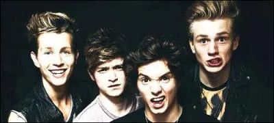 Comment s'appelle leur 1er album ?