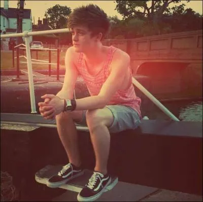 Quel est le nom prcis du reptile domestique de Connor ?