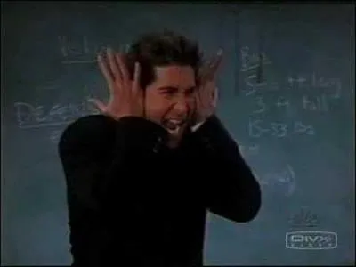 Que diable fait Ross sur cette image, sachant qu'il le fait en public ?