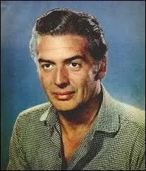 Quelle tait l'activit de Victor Mature avant d'tre clbre comme acteur ?