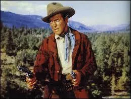 Que faisait James Stewart avant d'tre connu comme une des stars d'Holliwood ?