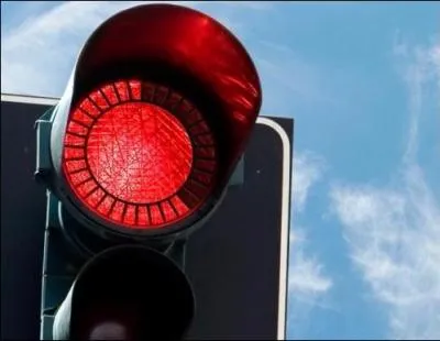 Attention, ne confondez pas l'objet et l'action ! Cochez la phrase correctement orthographie.