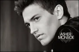 Qui a chant  Memory  en featuring avec Asher Monroe en fvrier 2014 ?