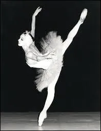 Par quoi terminons-nous un cours de danse ?