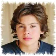 Quel est le vrai nom de Max Russo ?