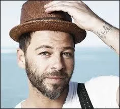 Qui est ce chanteur ?