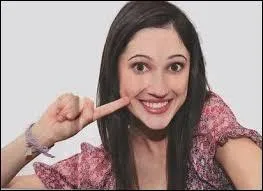 Dans quelle srie joue-t-elle ?