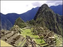 Comment se considraient les Incas ?