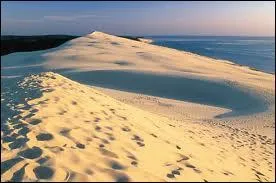 Trouve l'intrus parmi ces sites clbres du Grand Ouest ?