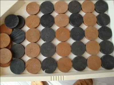 Ces pices proviennent d'un jeu ... .