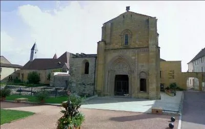 Quel dpartement ne pourrez-vous pas rejoindre directement  partir de celui de la Loire ?