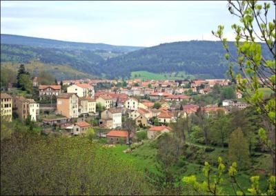 La commune de Langogne se situe en rgion Languedoc-Roussillon, mais dans quel dpartement ?