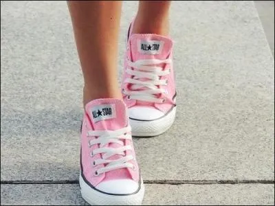 Quelle est la marque de ces chaussures indmodables cre en 1908 ?