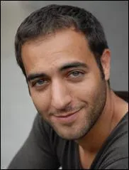 Comment s'appelle le lieutenant qui remplace N'Guma dans les saisons 15 et 16 ?