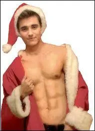 Avec qui sort-il au dbut de la saison 3 ?