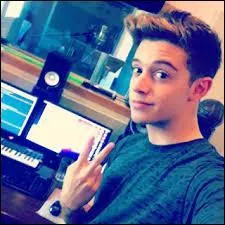 Est-il dj tomb amoureux de Violetta ?