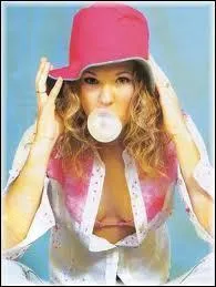 Quelle est la date de naissance de la chanteuse ?